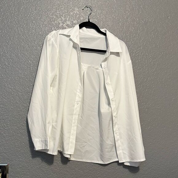 White button down career wear top - Picture 2 of 9